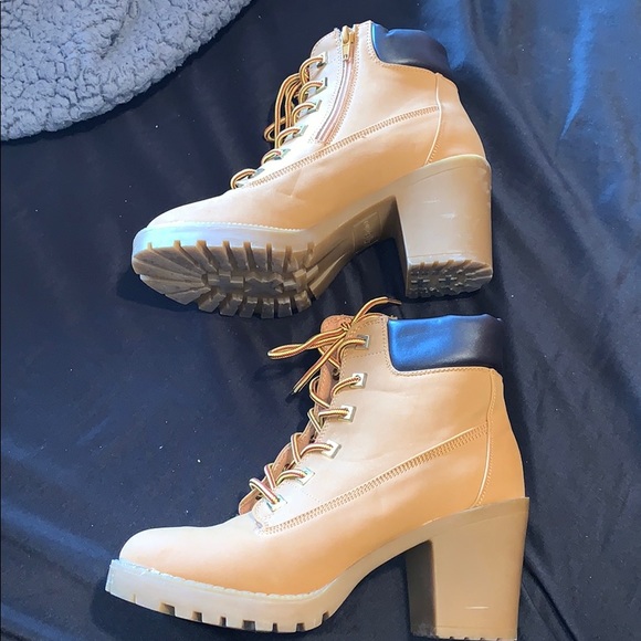 Chunky heeled “Timbs” - Picture 2 of 2